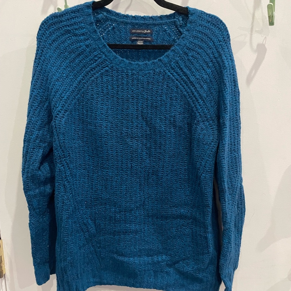 Blue Crew Neck Sweater with Textured Knit